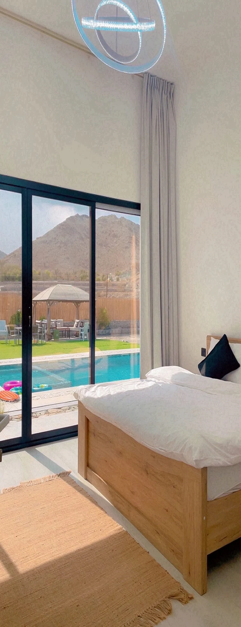 Mountain view With Modern Bedrooms